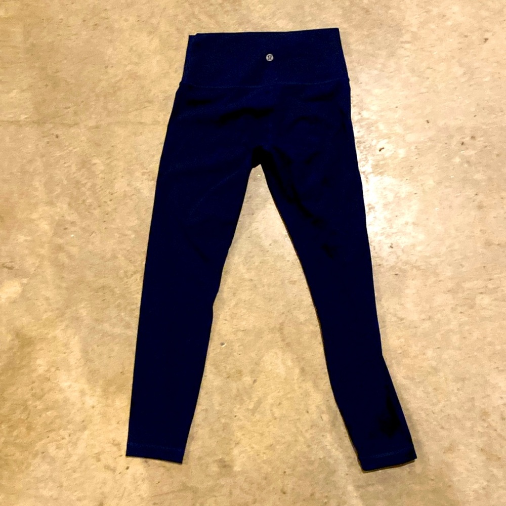 Lululemon leggings size 6 navy blue